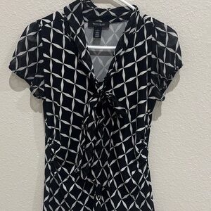 White House Black Market Black & White Geometric Tie-Neck Blouse